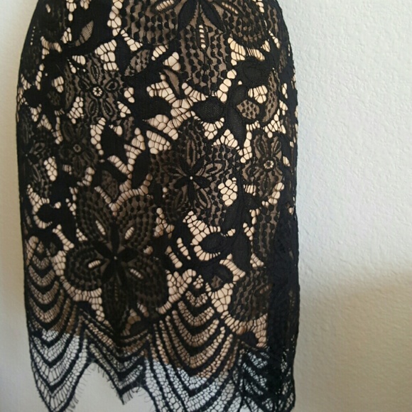 Black High Waisted Lace Skirt - Picture 2 of 5